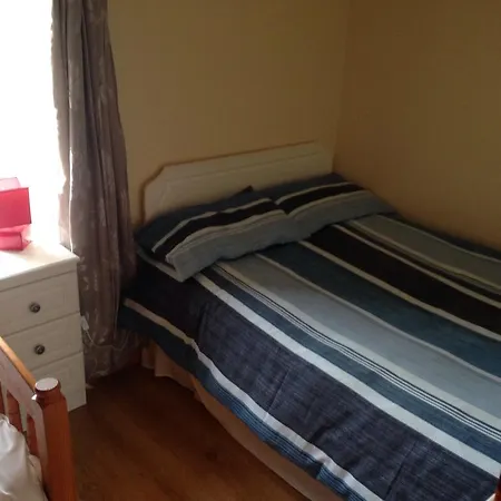 別荘 Four Bedroom Holiday モビル